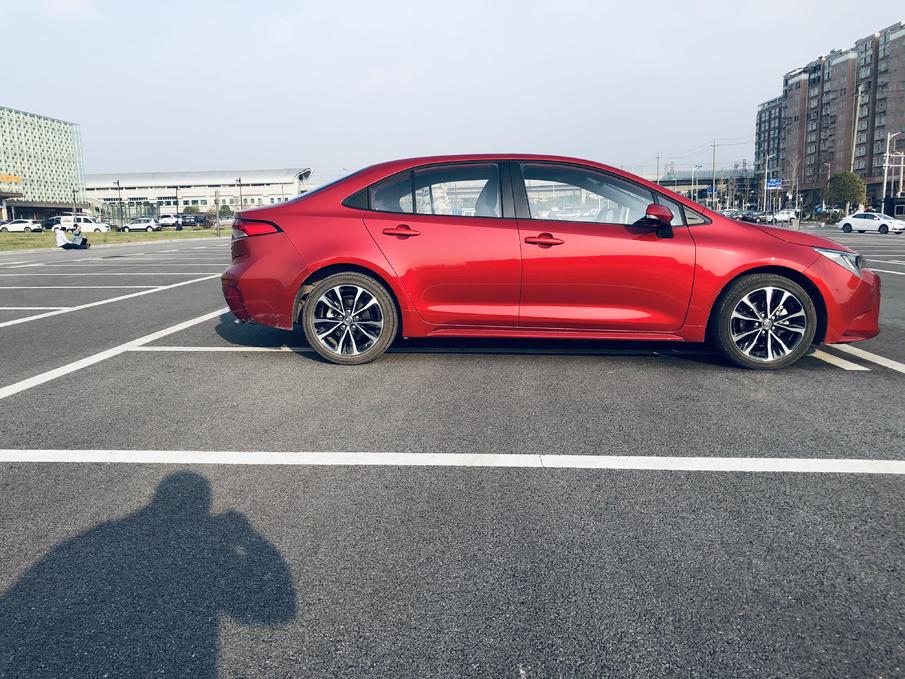 广汽丰田雷凌是不是省油的选择,2017款丰田雷凌25万公里体验