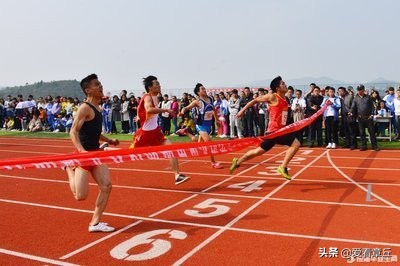 章丘中学体育成绩,章丘足球冠军