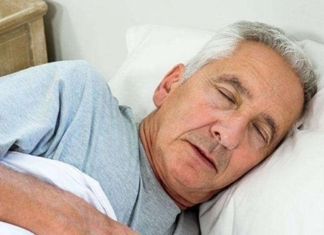 半夜2点到3点口干口苦是什么原因,凌晨2-3点醒是什么原因口干口苦