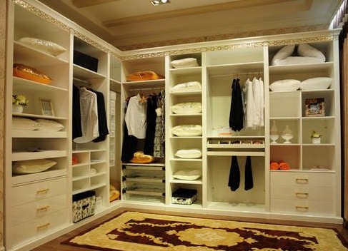新房装修到底做不做衣帽间？先清楚衣帽间会有哪些问题，你再决定