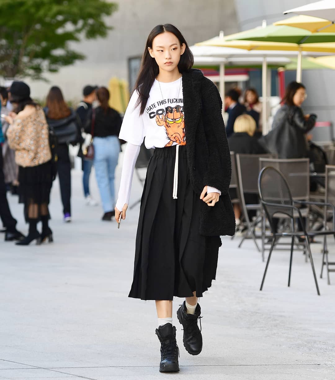 什么样的马丁靴鞋子显腿长,显瘦修饰腿型小个子马丁靴