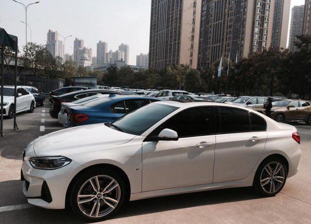 怀揣18万，开完宝马1系又换雪铁龙C5，车主：想说二个字