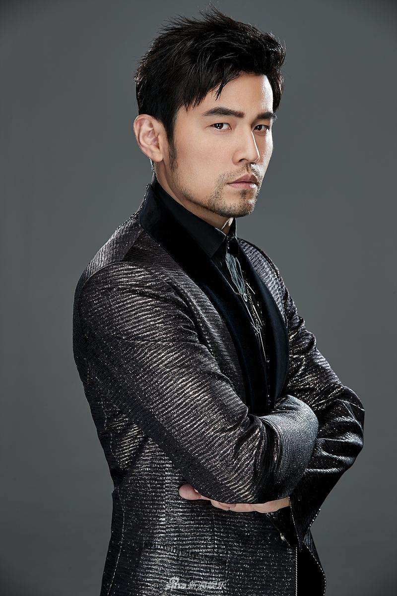 周杰伦有没有听过黄家驹的歌,周杰伦与黄家驹演唱8首歌曲