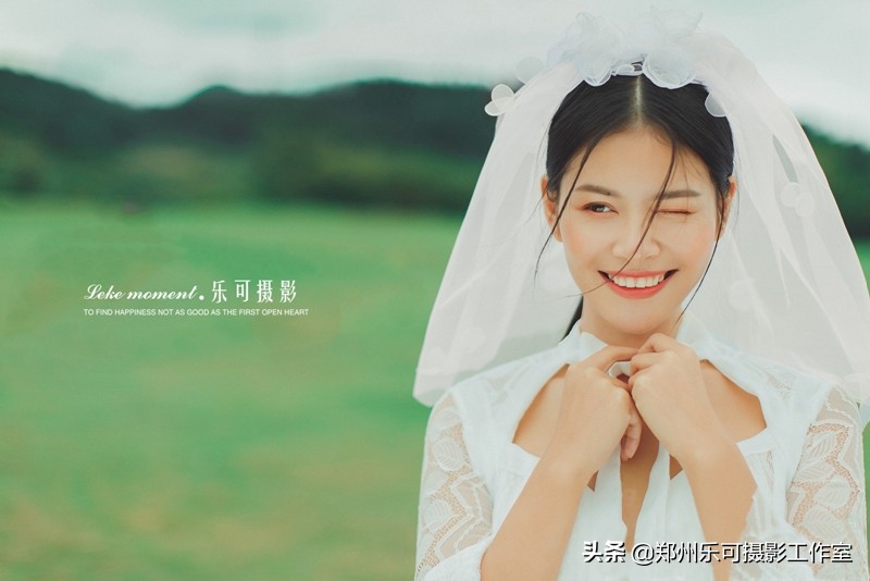 《乐可摄影》的外景婚纱照，这也太惹眼了