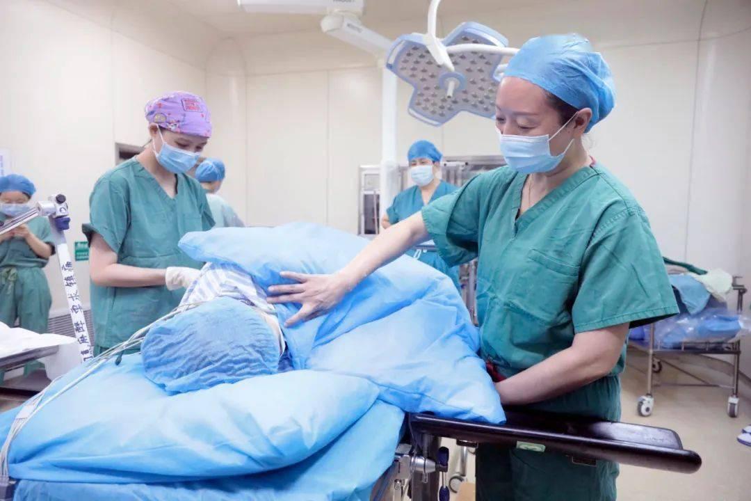 小s剖腹产3次还是4次,小s剖腹产怎么修复的