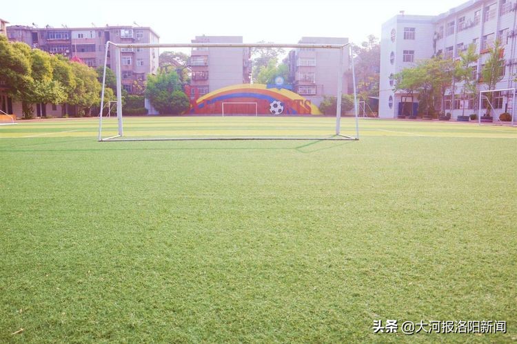 中小学生校园足球联赛如火如荼,2021洛阳市校园足球联赛