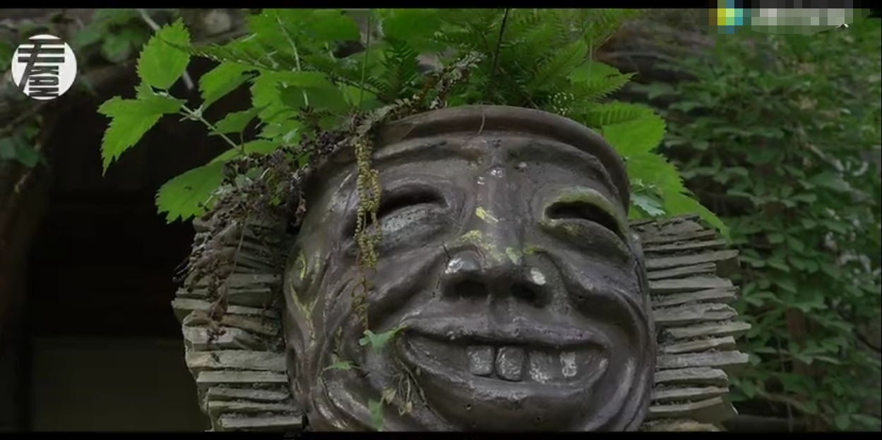 那个参加法国界外艺术交流和捐赠700万的夜郎谷究竟是怎样的呢？