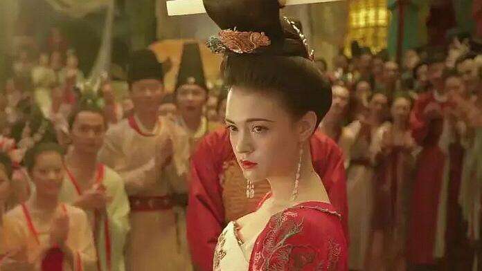 我国嫖娼和卖淫都是违法的，谁知这片土地上*女妓**也有过辉煌