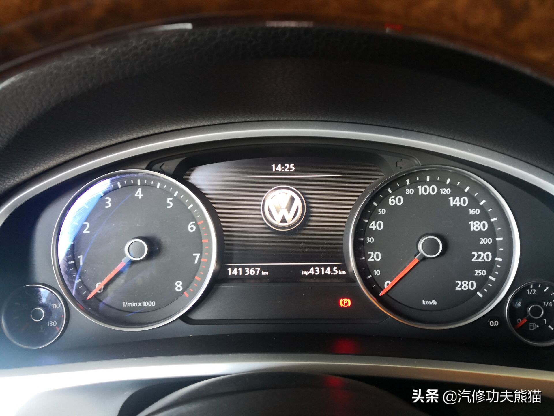 能拉动波音747的大众神车途锐烧机油治理，修完了又可以拉飞机了