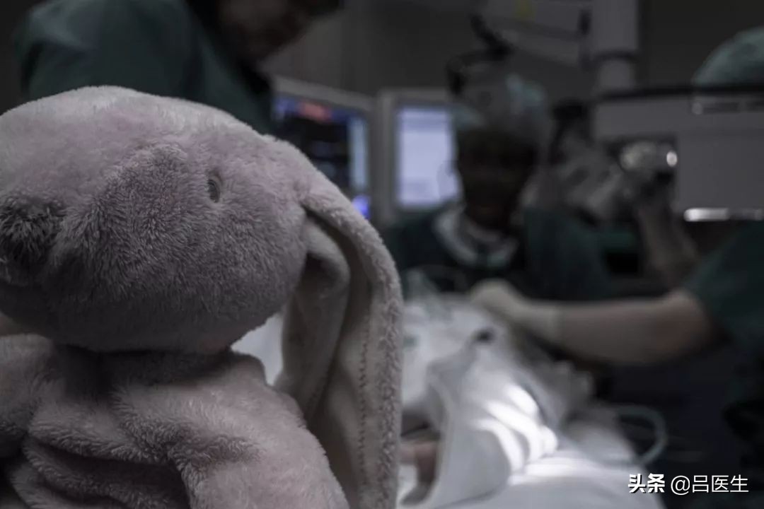 3岁女宝宝长胡子属于早熟吗,6周岁孩子长胡子早熟怎么办