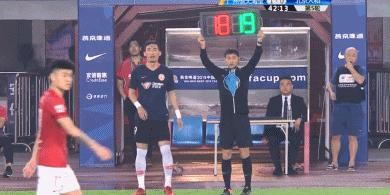 中国足球10大奇葩,中国足球匪夷所思的画面