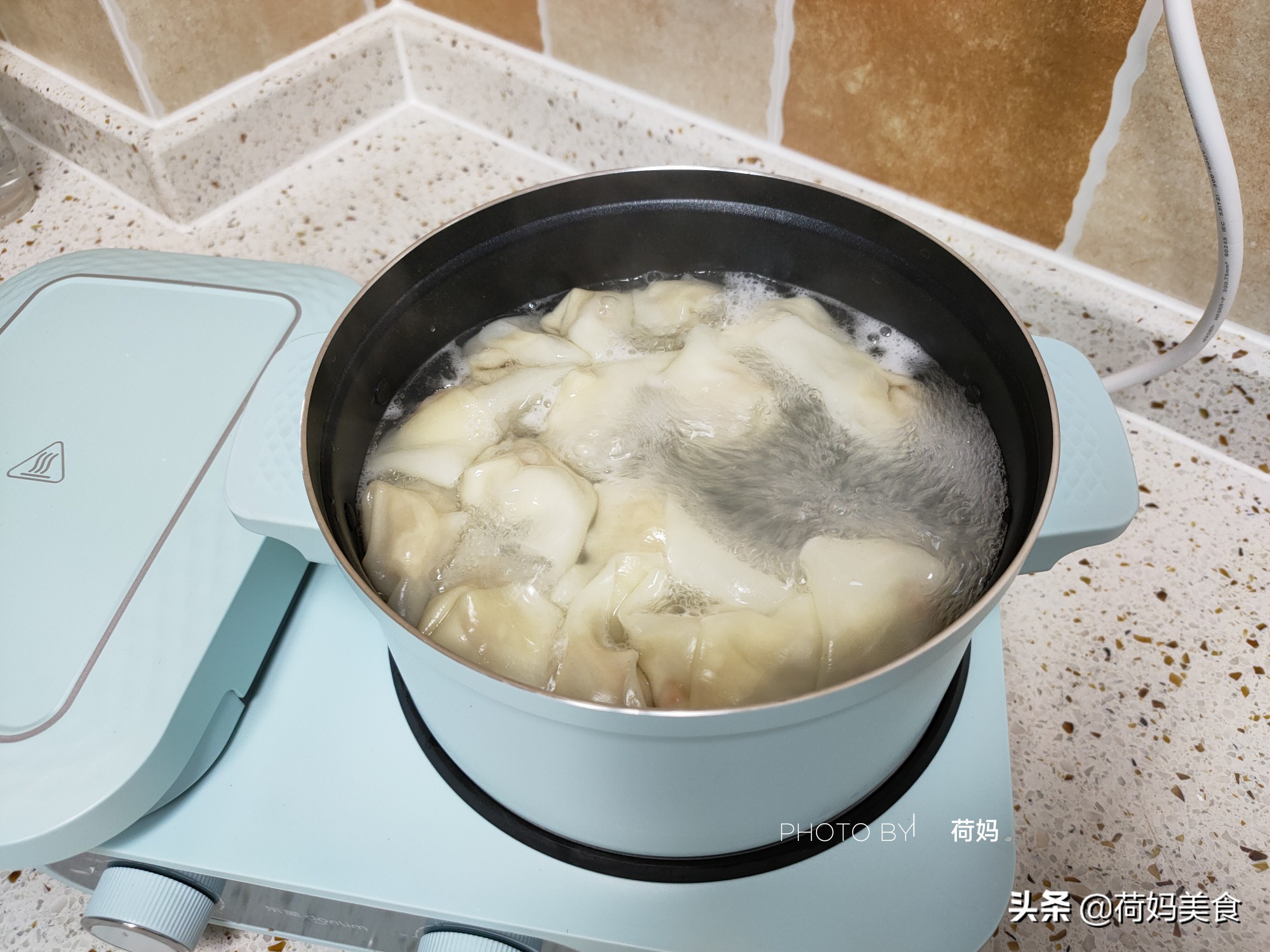 姨妈做的美味佳肴,抄手的馅儿怎么调又嫩又好吃