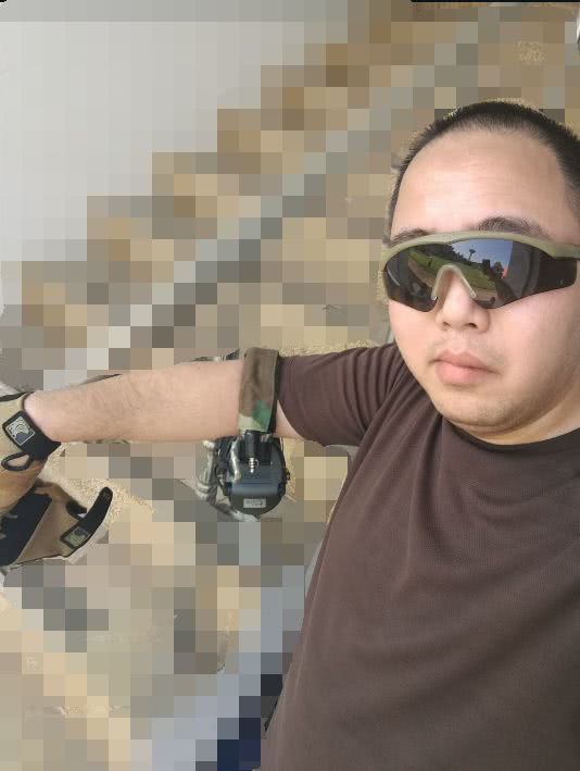 用大狙吃鸡,用大狙打敌人