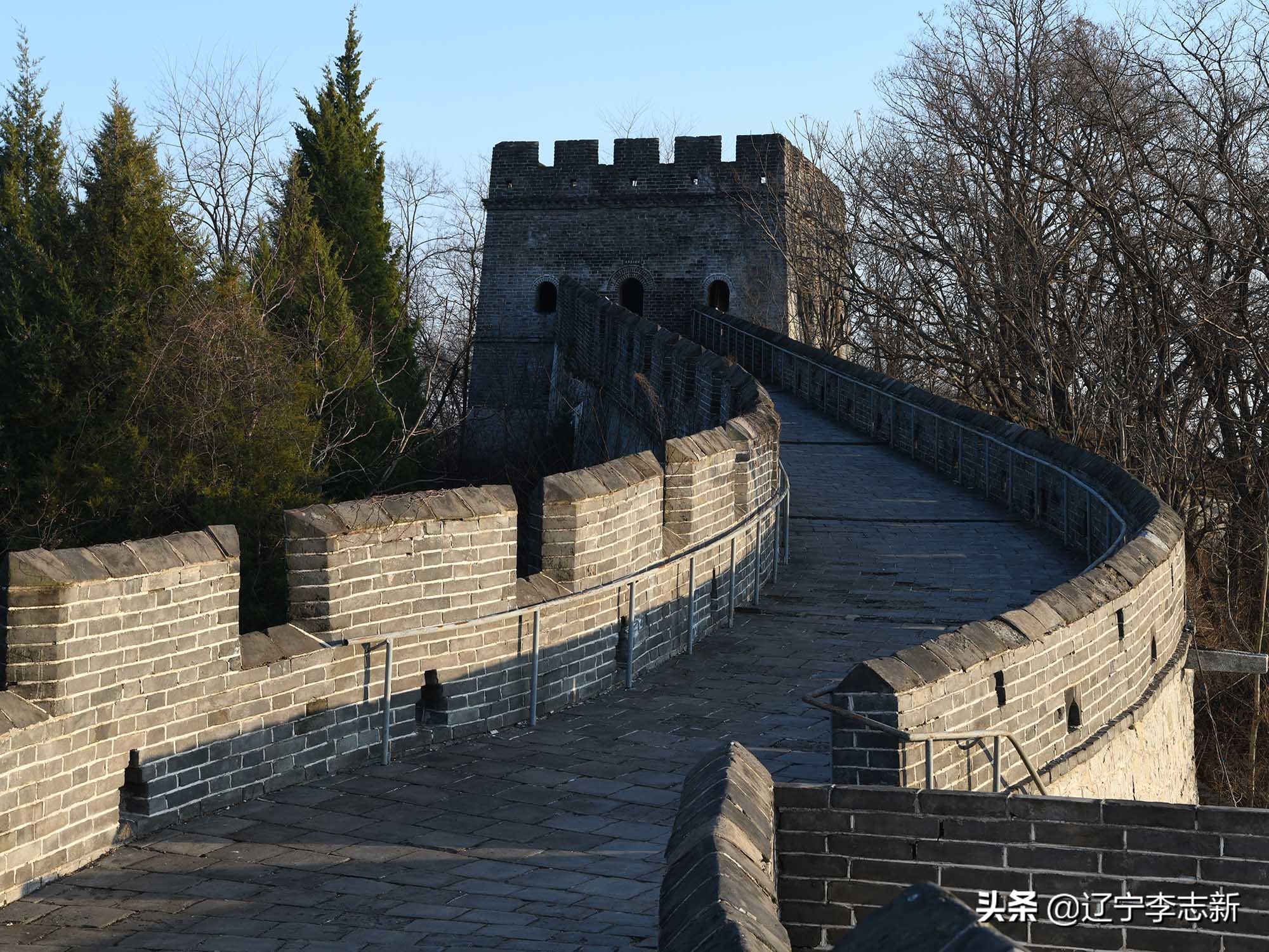 万里长城的起点是老龙头吗,万里长城的尽头和源头在哪里