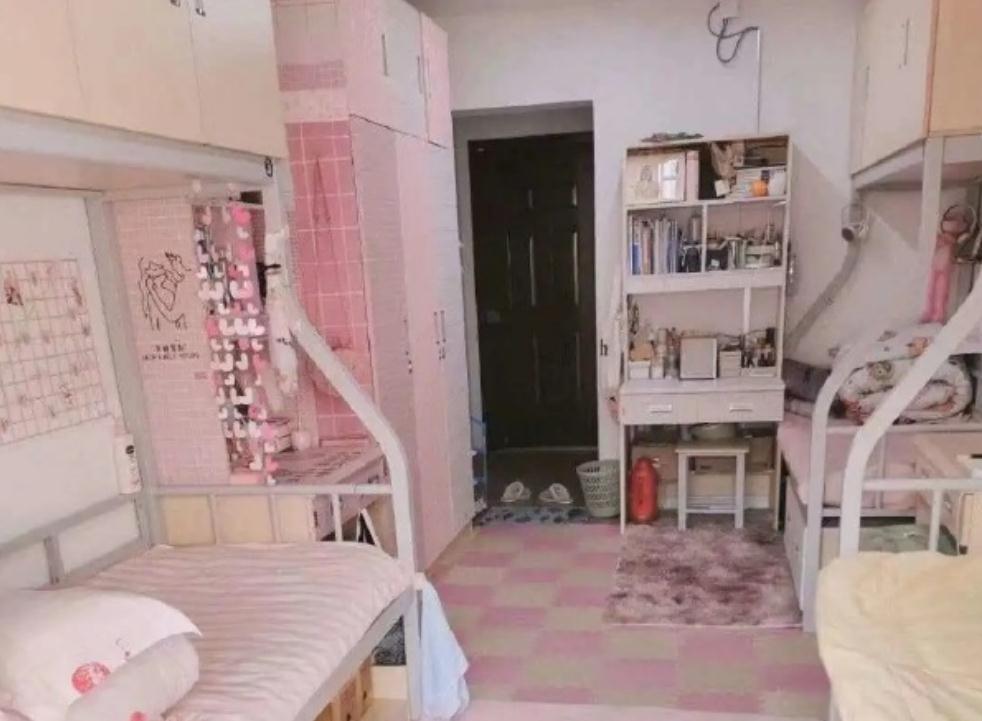 新生选宿舍时如何选床铺位置,新生刚进宿舍怎么挑床位