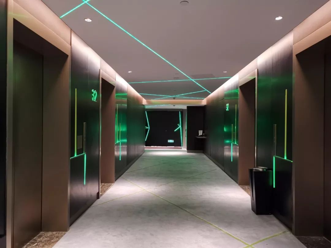 18万一个晚上的酒店什么样,1000多一晚的酒店有什么