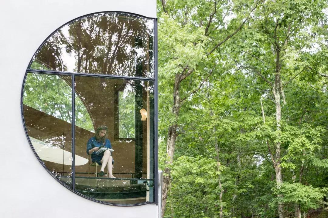 鏋椾腑灏忓眿甯冪疆,鏋椾腑灏忓眿涓紡