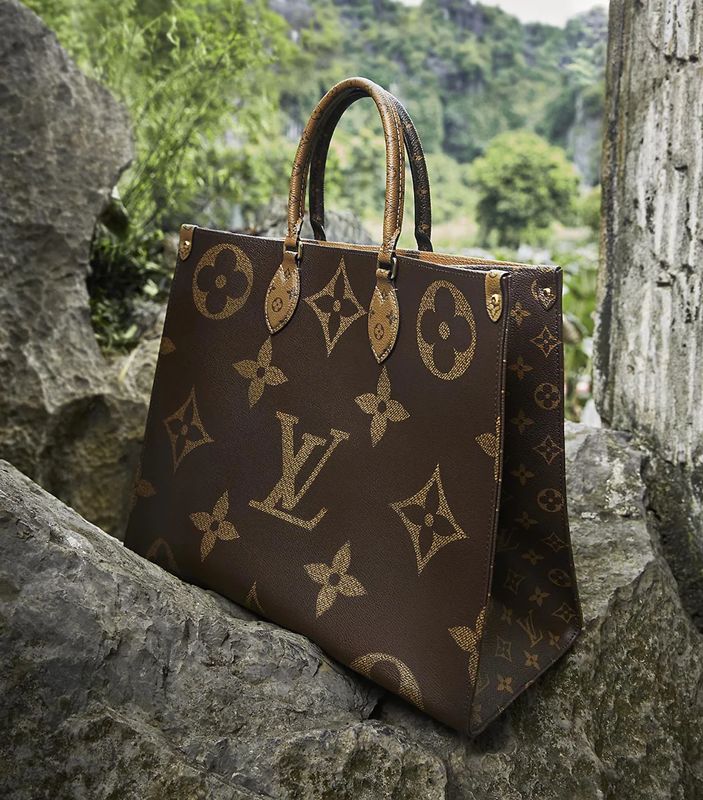 非诚勿扰成功牵手后送手表 (非诚勿扰牵手成功送名牌包包)