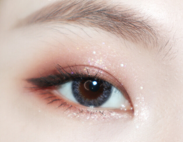 新手眼影画法教程,新手保姆级眼妆教程