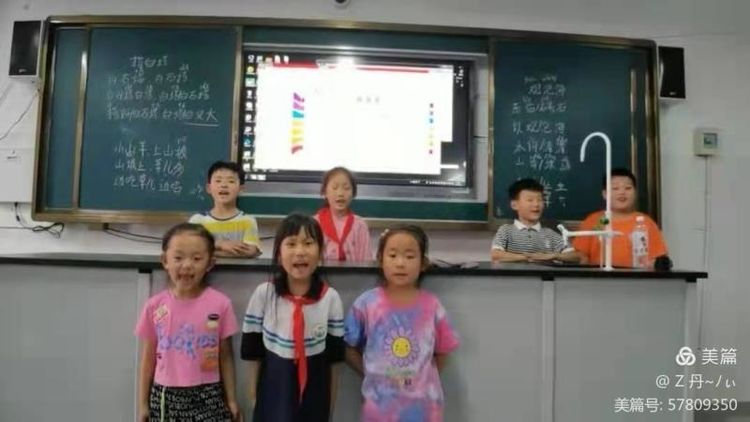 洋溢青*梦春**，绽放我光彩——洛龙二实校社团风采展示