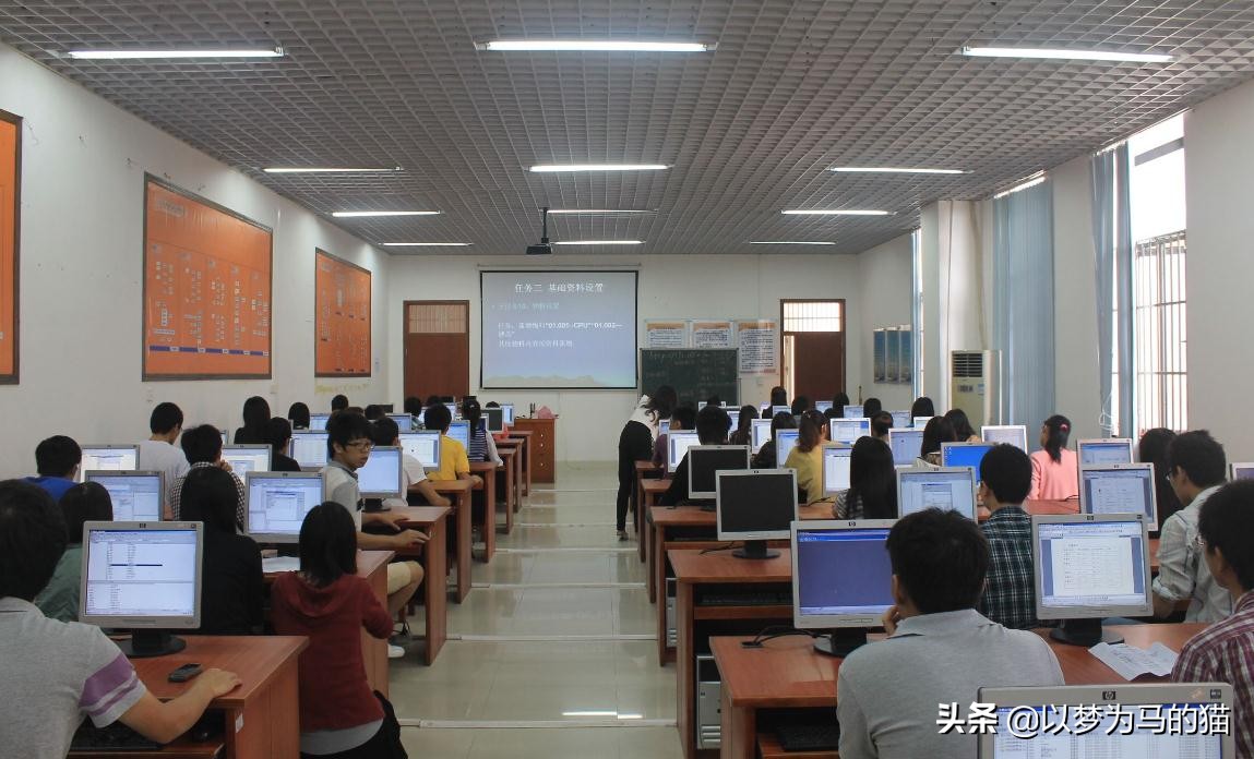 这7个“热门又实用”的大学专业,男生报考很适合,就业很靠谱