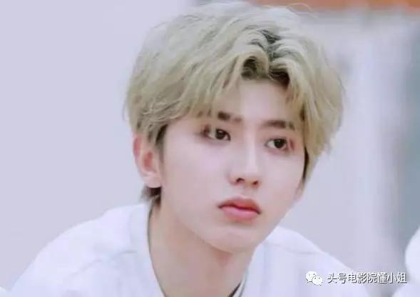 肖战粉丝三千万带动数据破亿,粉丝一千万肖战