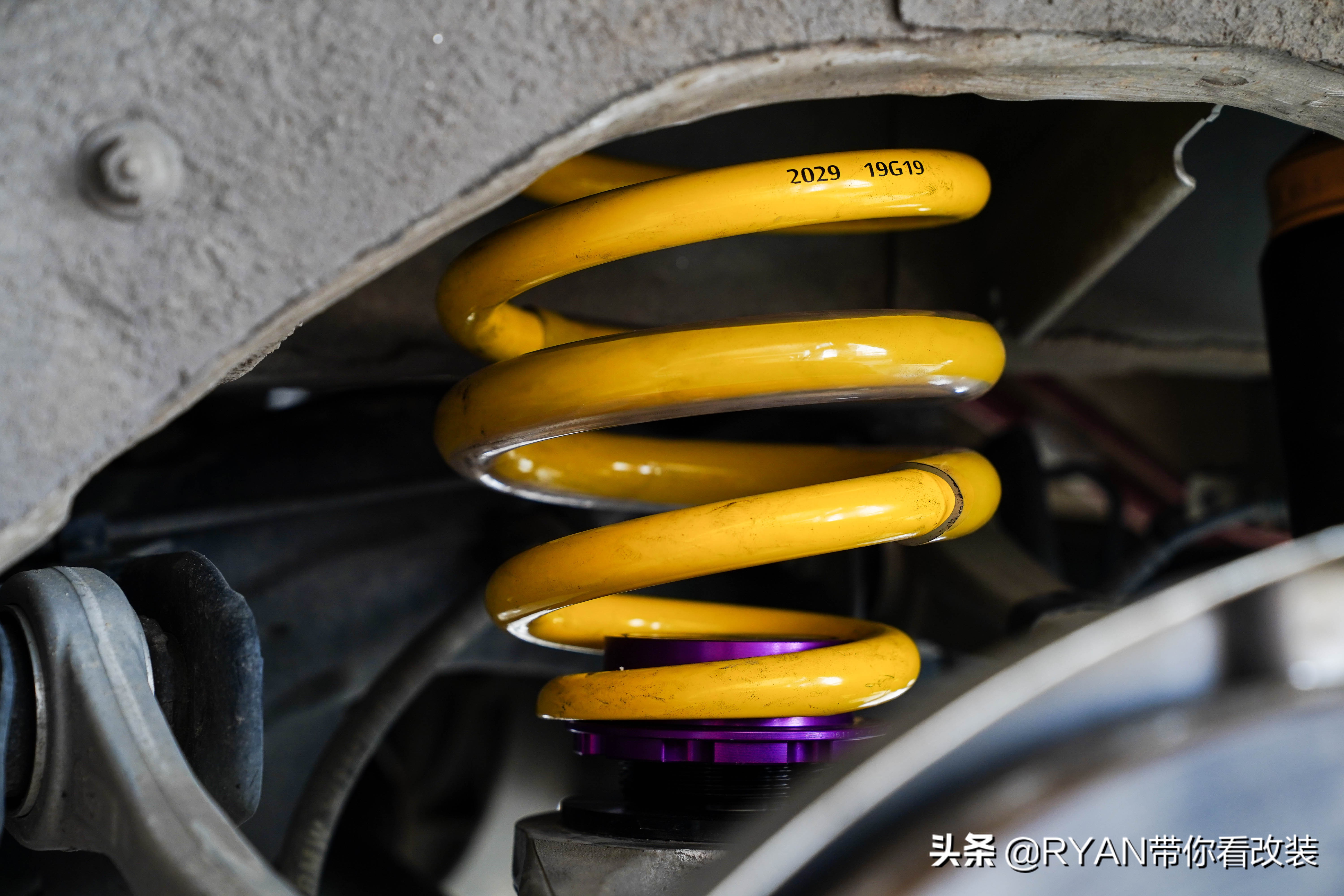 百改降为先，轿跑SUV的鼻祖-最帅宝马X6-KWv3避震改装