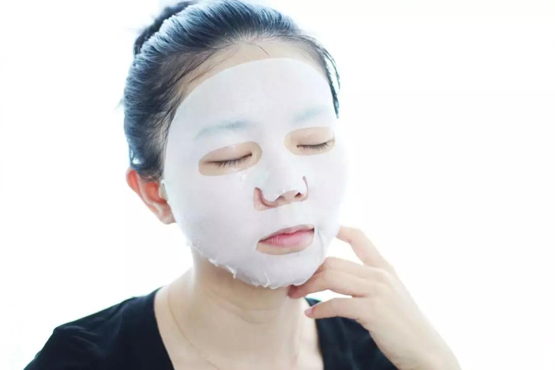 夏天来了面膜用起来,学生党夏天面膜怎么选