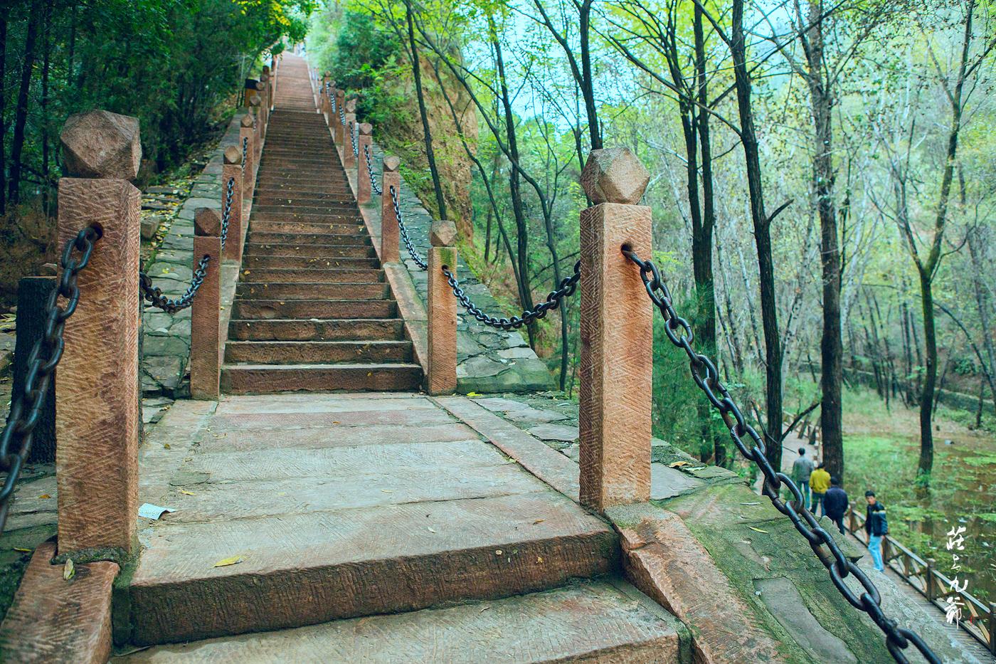 惊世骇俗的小西天悬塑绝大部分人却连地名都念不出口