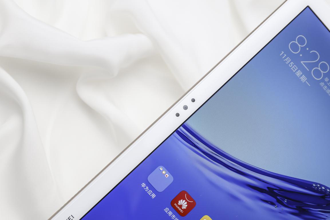 中秋节不知道送长辈什么礼物，这款平板让父母老年生活更丰富多彩