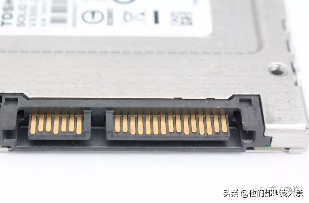 台式机硬盘被识别为可弹出设备,台式机硬盘自动消失怎么办