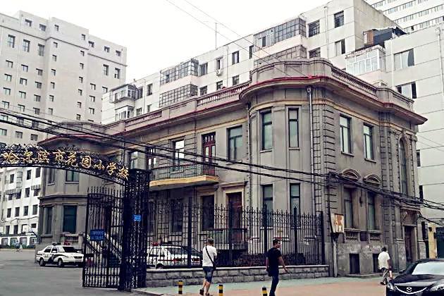 芬芳过往、岁月静好：品读哈尔滨最美的五所小学