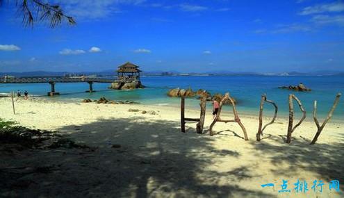 三亚地区十大景点,海南三亚十大旅游景点排名