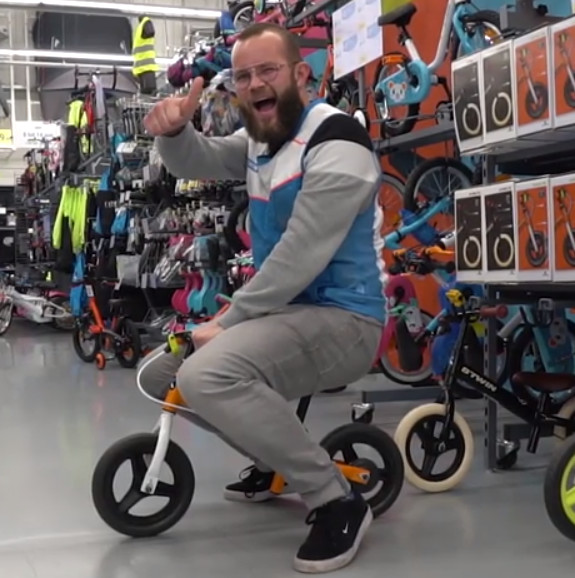 宜家是个不错的餐厅,宜家便宜又好玩的地方