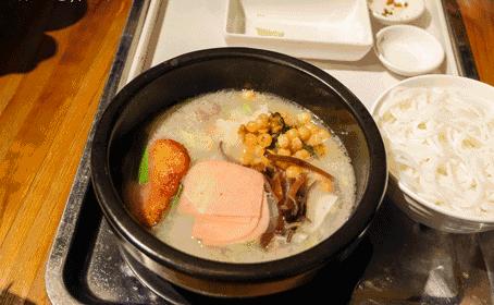 云南十秒到过桥米线加盟,云南正宗过桥米线加盟店排名