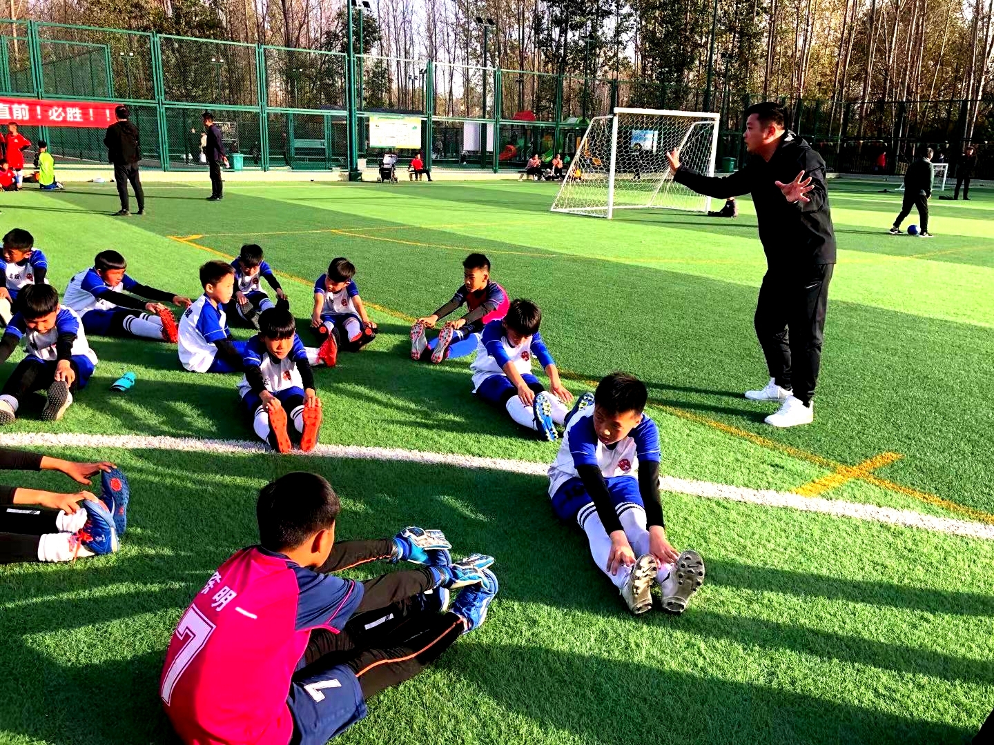 建设路小学区长杯比赛,2021年市长杯足球比赛小学第二名