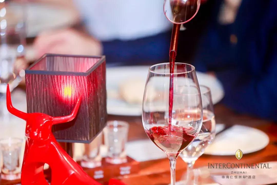 珠海又一新蒲点，CHAR餐厅酒吧浪漫与优雅兼具