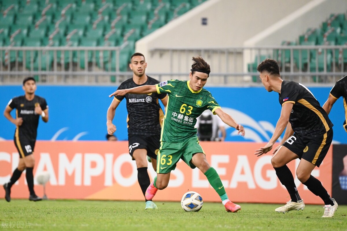 问足球的问题有哪些,李铁临危受命战术思路