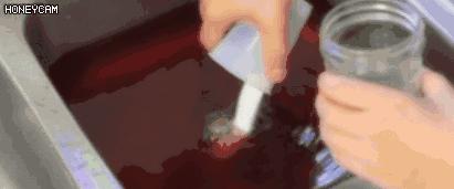 衬衣皱了熨不平整怎么办,洗皱了的衣服不熨怎么弄平