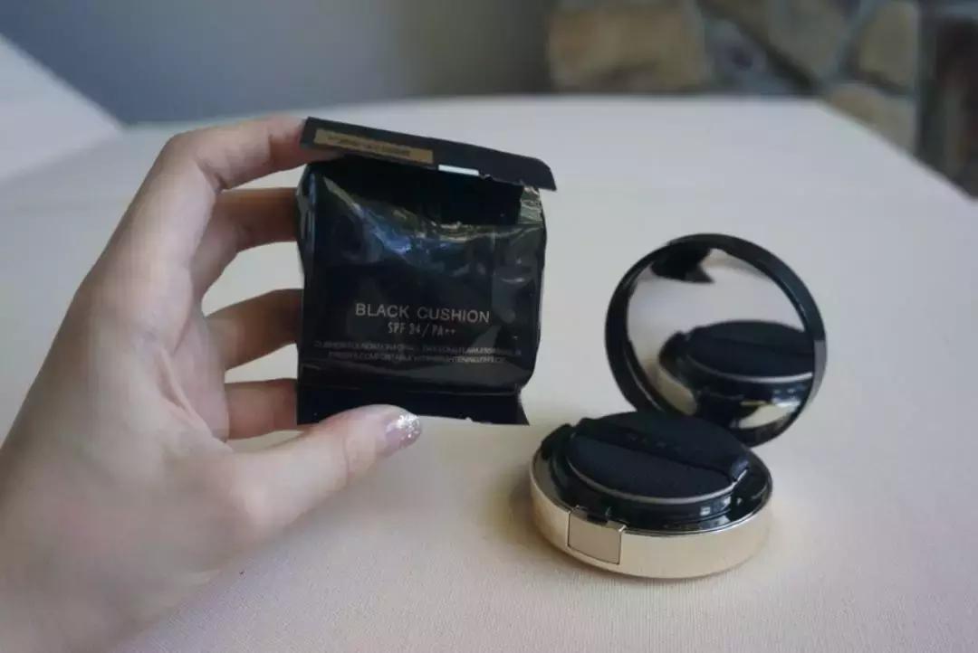 hera黑金气垫和粉底液,hera赫妍黑金气垫17号