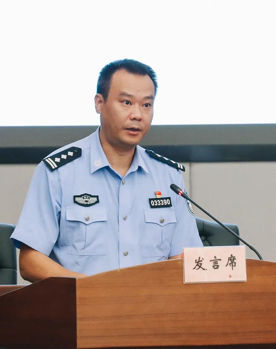 “温警擂台”第二季！14位公安局长上台比拼