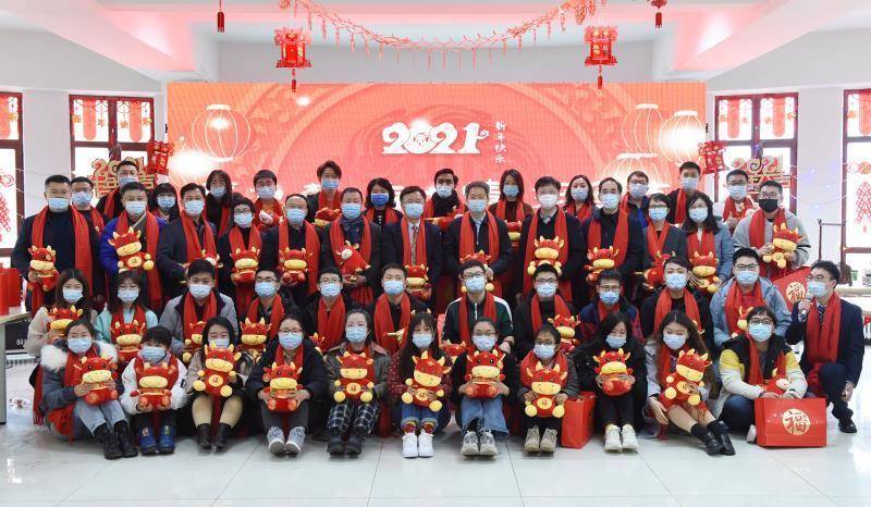 大连海洋大学:留校学生欢度除夕