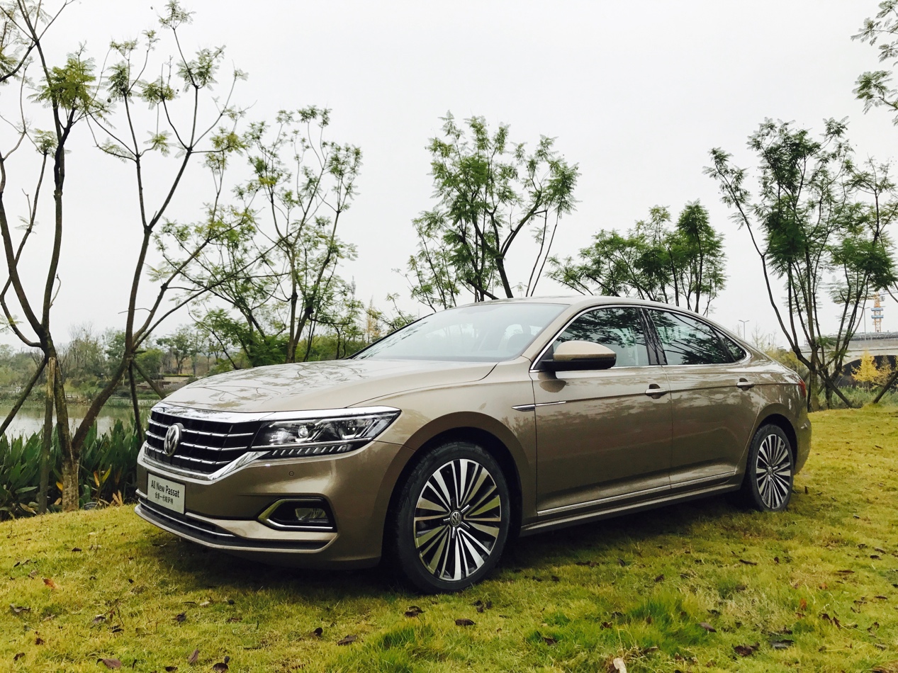 帕萨特380tsi旗舰版试驾,帕萨特380tsi试驾