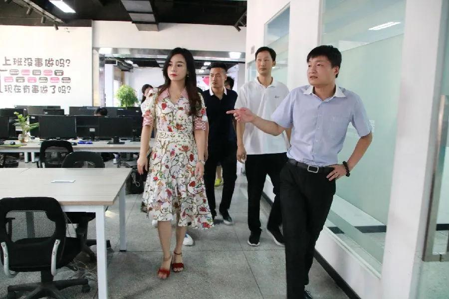 这位福州人和王兴等人被称为“福建互联网江湖十大80后掌门人”