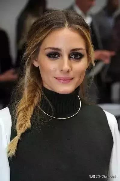 适合女生戴的毛衣链,毛衣链高级感叠戴