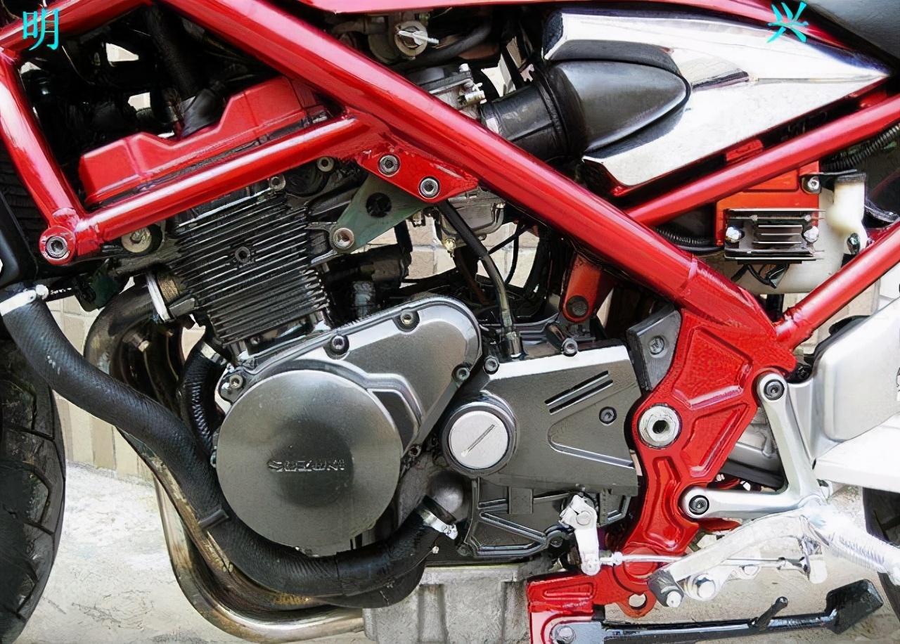 中国新型嘉陵摩托车,中国第一部国产嘉陵50民用摩托车