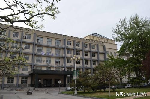 首都“很不起眼”的3所大学，堪称行业翘楚，中等生可多加关注