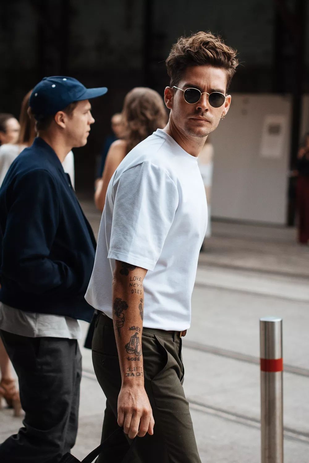 人手一件白t会穿才能出彩,白t才是夏日最好的单品