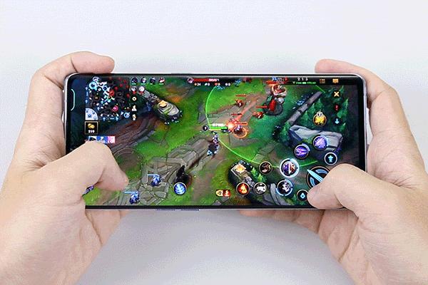 lol手游新版本操作设置怎么调最好,lol手游官方指定手机