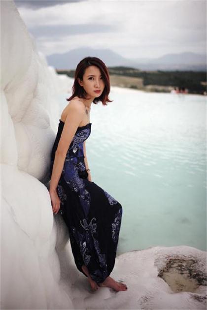 2014年，陈赫抛弃相爱14年的许婧移情张子萱，许婧现在如何了？